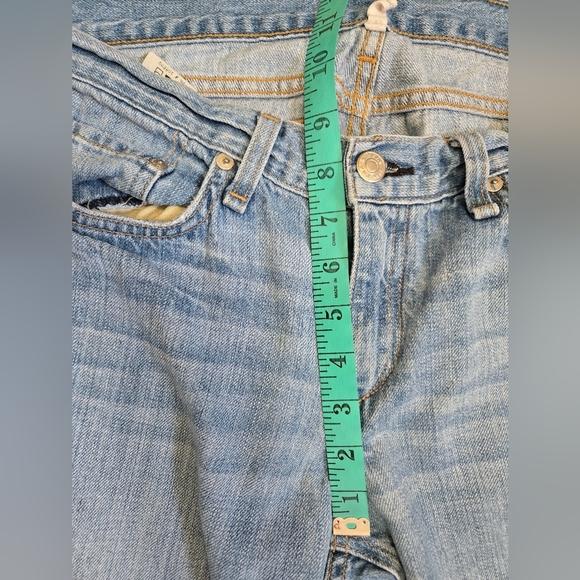 RAG & BONE Light Wash Distressed Cropped Boyfriend Jeans. Size 28 - Picture 13 of 13